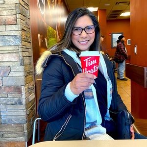 Meet your Posher, Vanessa